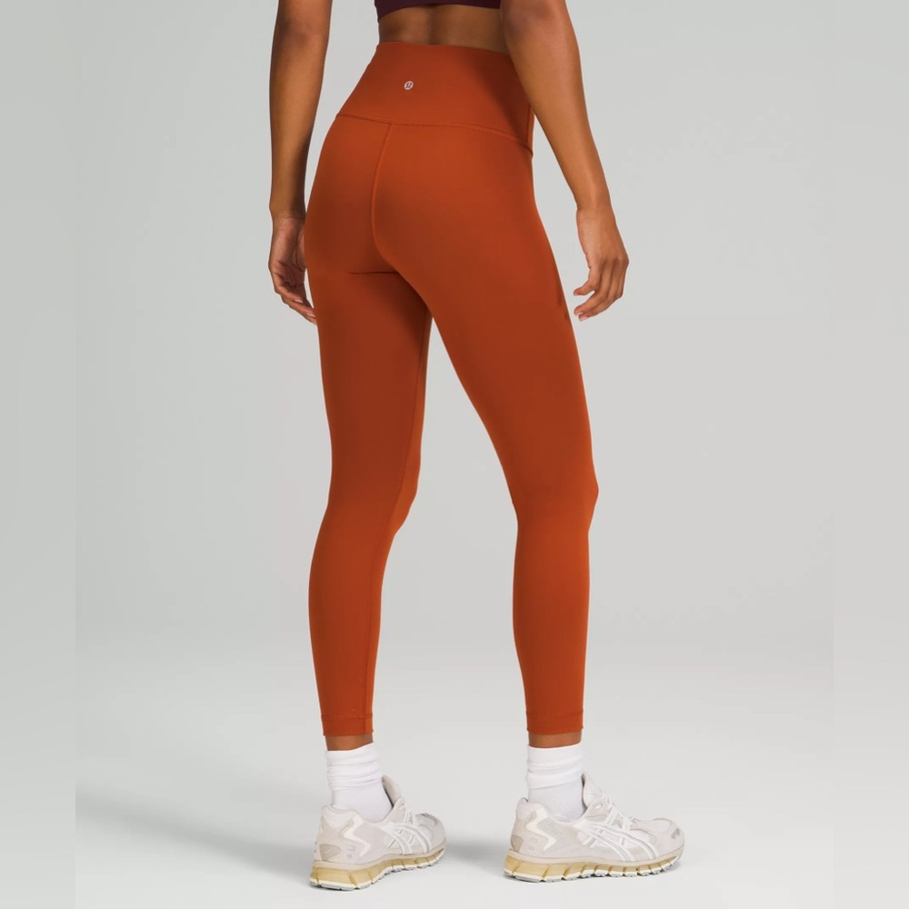 Lululemon Wunder Train High-Rise Tight 25" in orange size 0